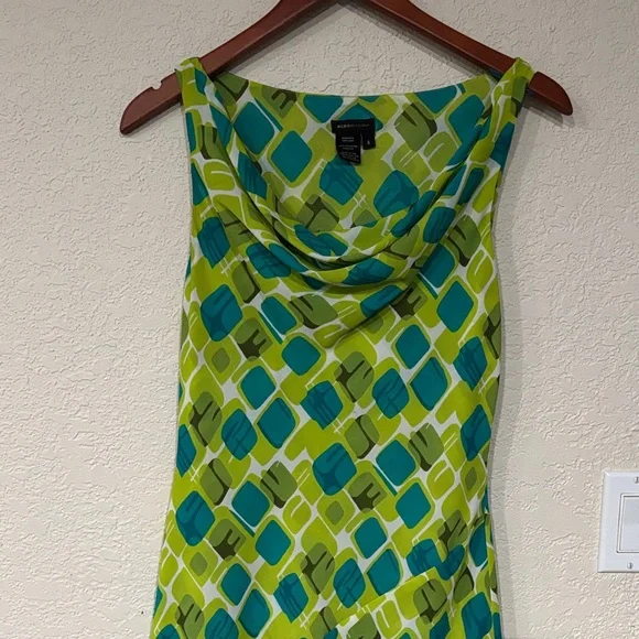 BCBGMaxAzria Vibrant Green and Teal Dress - Picture 3 of 7